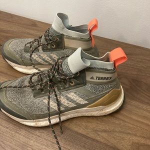 Adidas terrex hiking boot